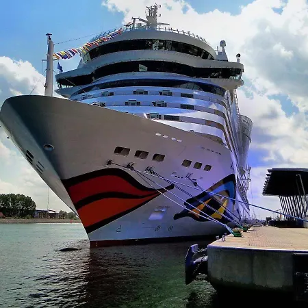 Berringer, Leuchtfeuer, Direkt An Der Promenade Appartement Rostock