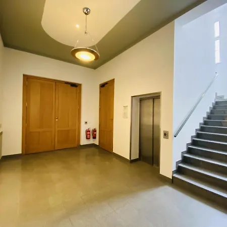 Berringer, Leuchtfeuer, Direkt An Der Promenade * Rostock